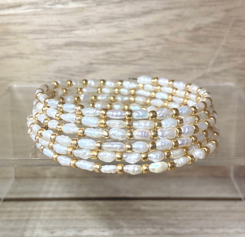5mm Rice Freshwater Pearls Memory Wire Bangle highlighted with Miyuki Seed Beads