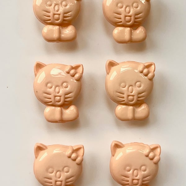 6 Cat Buttons, Peach, 15mm, Pussycat, Children, Babywear, Buy 1 Get 1 Free