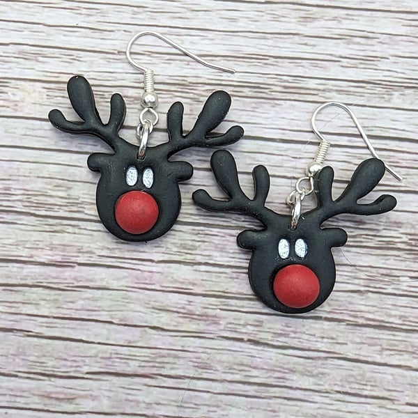 Black Reindeer Gothdolph Earrings 