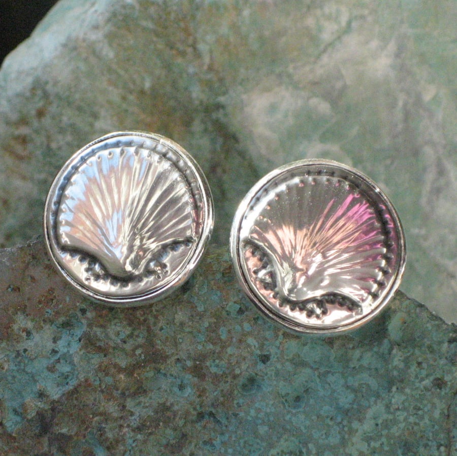 Silver Scallop Shell Pewter Cufflinks