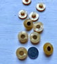10 lemon and gold cardigan buttons  - Image 5