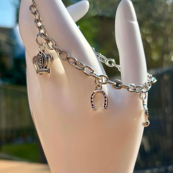 Silver Tone Charm Bracelet