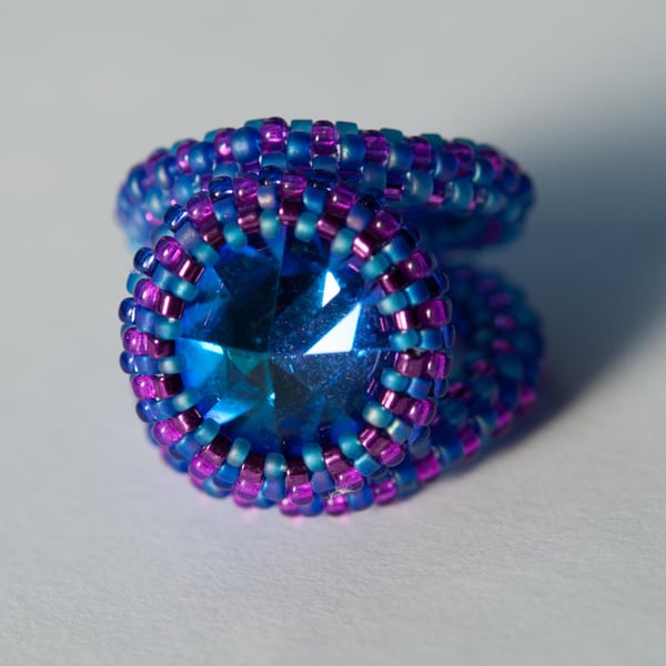 Beadwoven Heliotrope Rivoli double cocktail ring