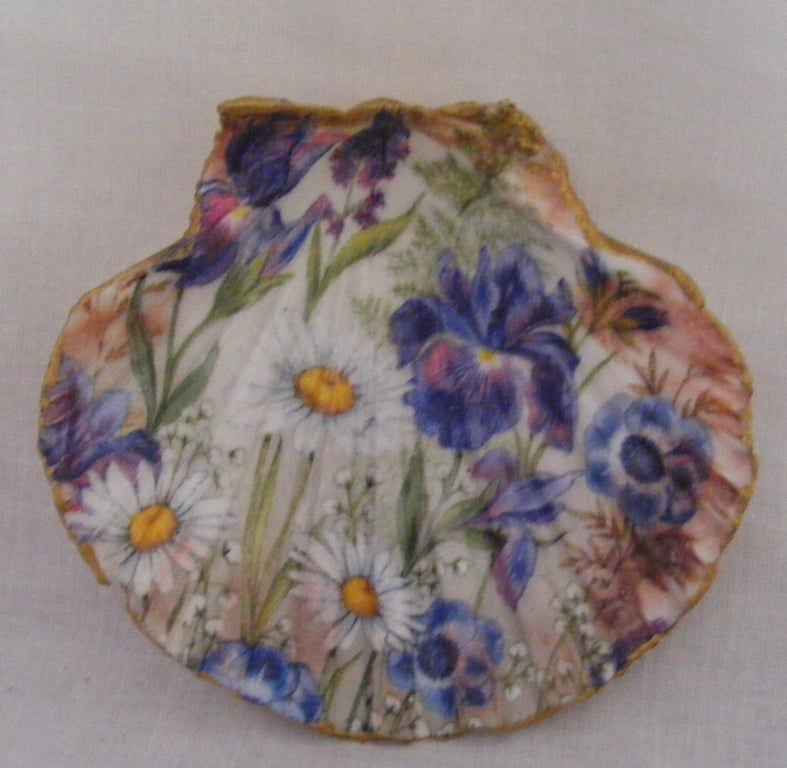 Blue  Flower Shell Trinket Shell Dish.