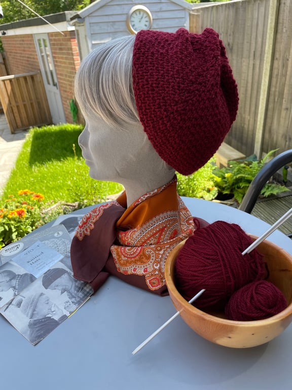 Vintage repro knitted acrylic hat