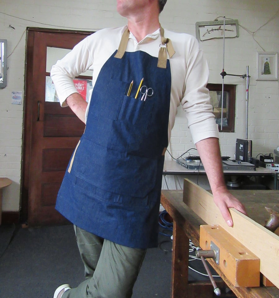 Denim Woodworkers Apron - with 15 pockets and magnetic pocket flap feature. No10