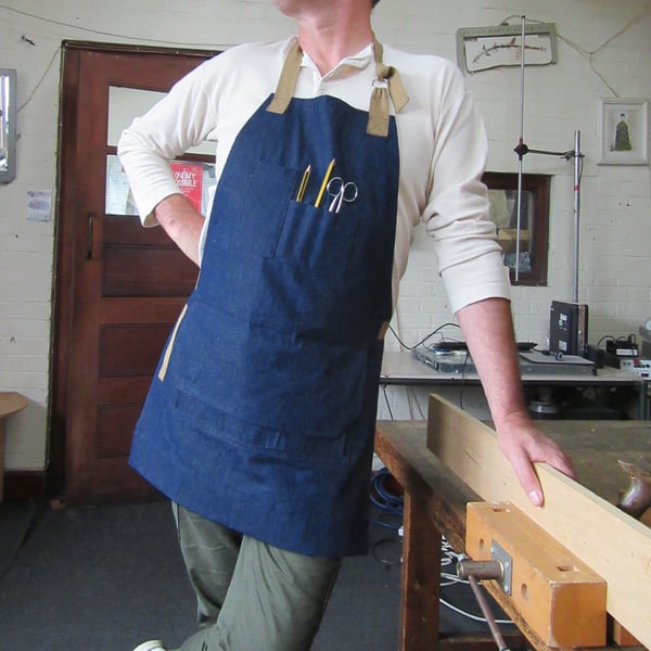 Denim Woodworkers Apron - with 15 pockets and magnetic pocket flap feature. No10