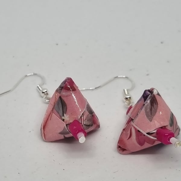 Origami earrings: pink floral design paper