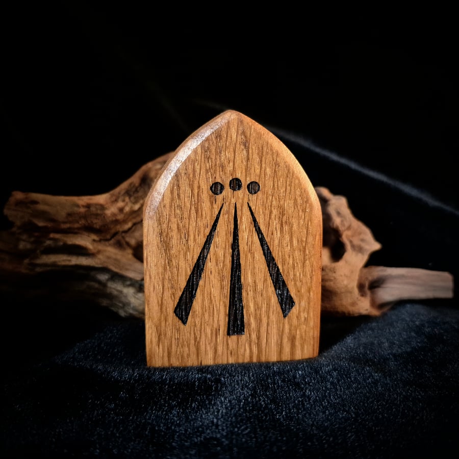 Mini Oak Awen Symbol Wooden Arch. Handmade Wooden Shelf Decor.