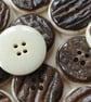 1 & 1 8" 28mm 44L Vintage buttons - Image 5