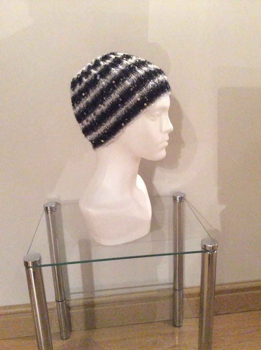 Sparkly beanie hat 