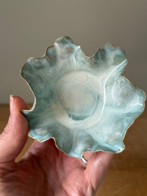 Small trinket dish, unique ring dish, jewellery dish, bedside decorative dish