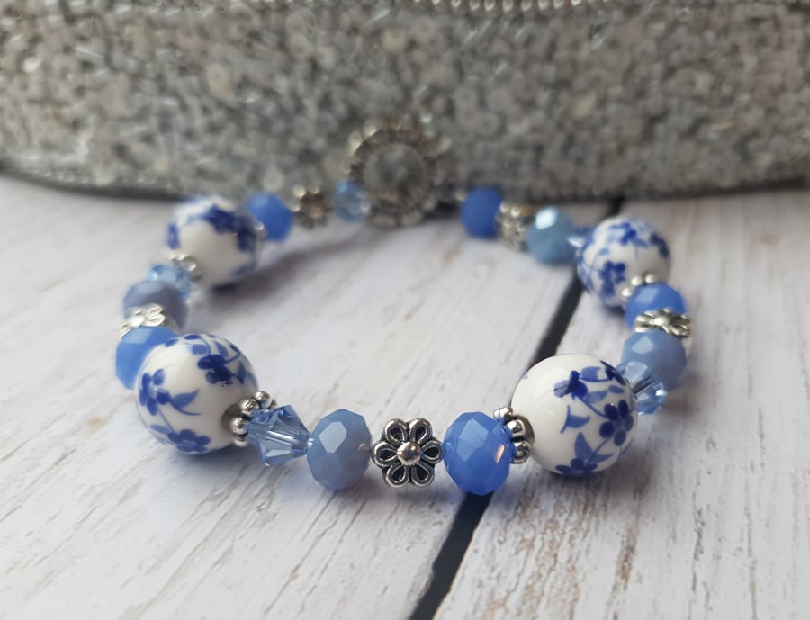 Beaded Bracelet - Blue & Whit Floral Mixed Bead With Decorative Toggle Clasp