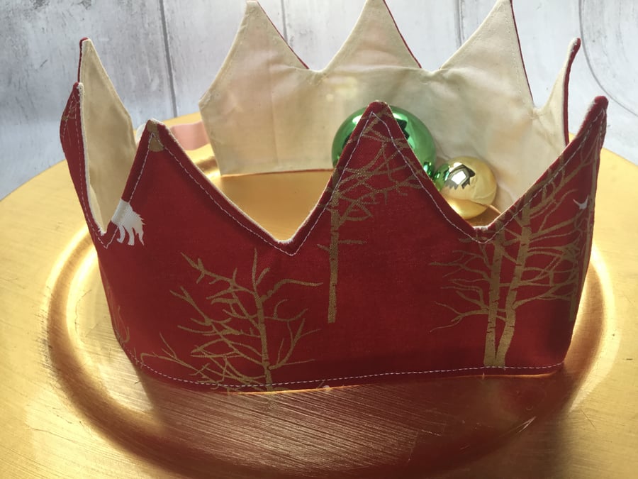 Christmas Crowns. Reusable, fabric crown - red with gold trees. 