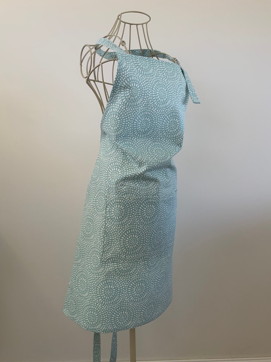 Full Apron, Lined Centre Pocket, adjustable neck strap, Apron, Craft Apron