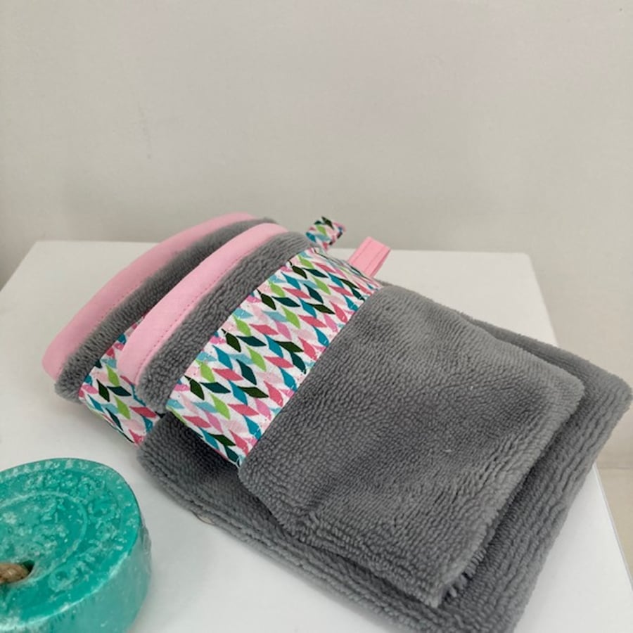 Bathtime Wash Mitt set - Parent and Toddler matching Wash Mitt