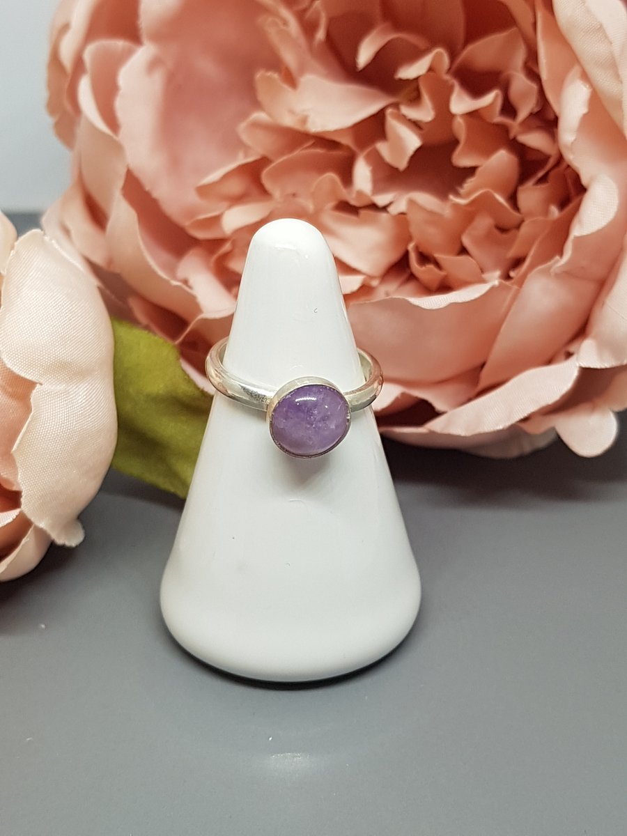 Lavender Amethyst and Sterling Silver Ring - UK size J