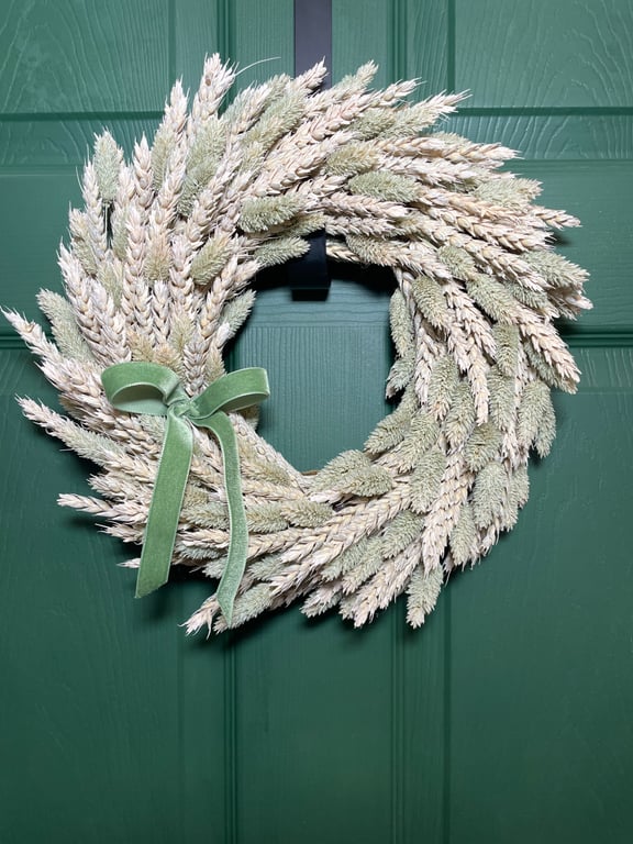 35cm Natural Dried Wheat & Sage Green Velvet Ribbon Wreath – Scandi Home Decor