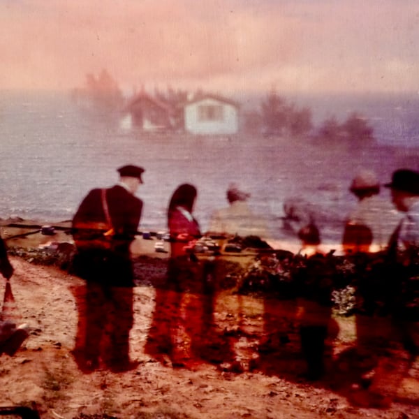 Slide Double SD07: The Sea House