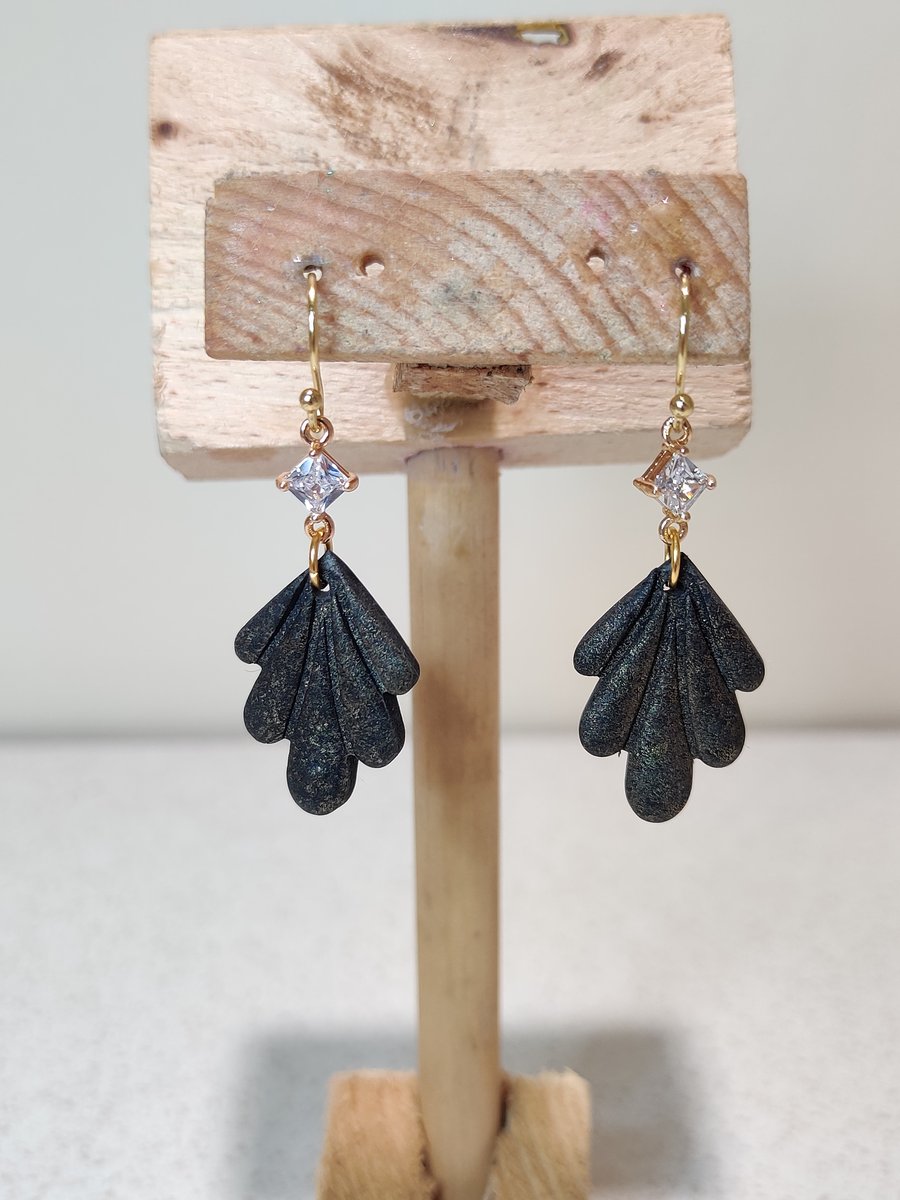 Black and gold gem fan dangle earrings  