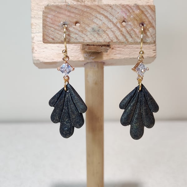 Black and gold gem fan dangle earrings  