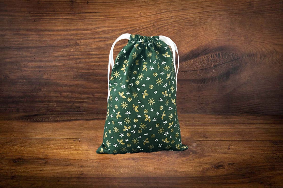 Handmade Christmas Gift Bag Holly & Snowflakes Design, Eco-Friendly-CHBB42