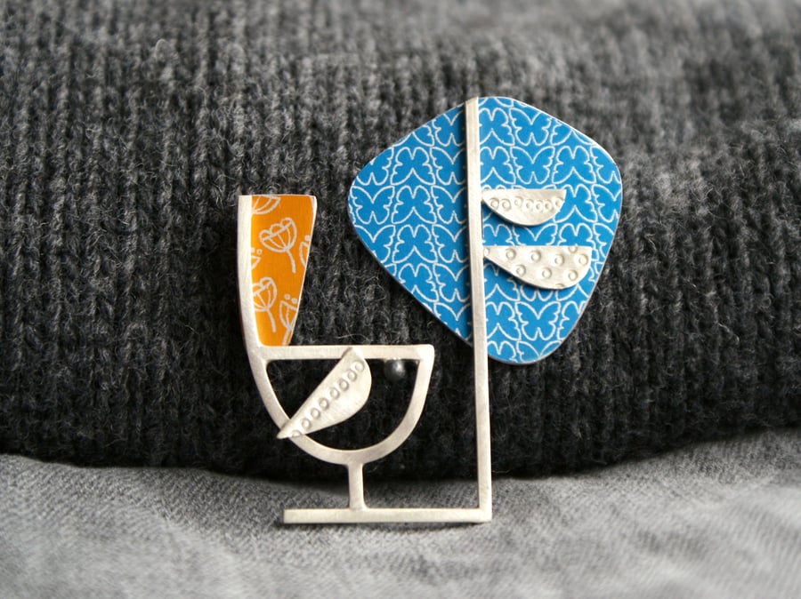 Grumpy bird brooch