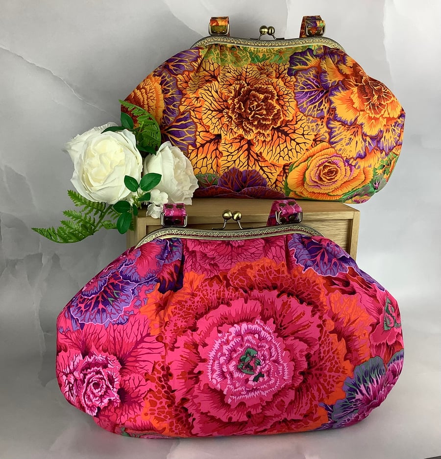 Floral large frame shoulder bag Kiss clasp bag 2 colour options Handmade