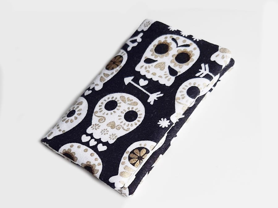 Skull Wallet, Women's bi-fold card holder - Free P&P
