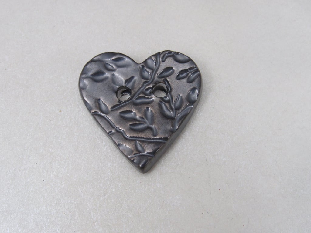 Medium Metallic Pewter Leaf Sprig Texture Heart Shaped Ceramic Button