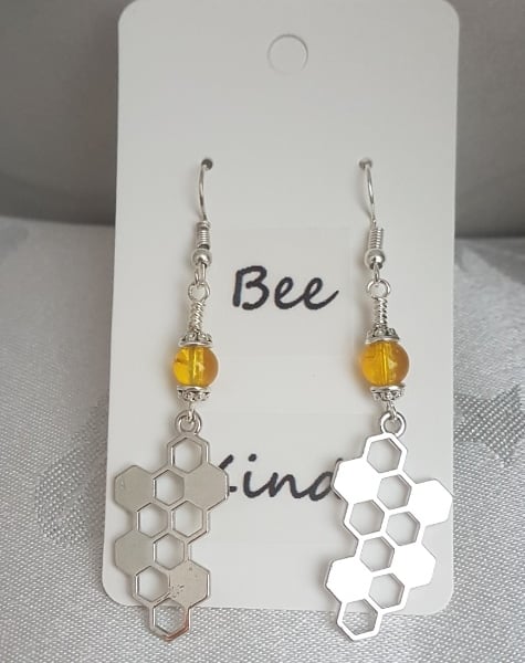 Gorgeous Honeycomb Dangly Earrings.