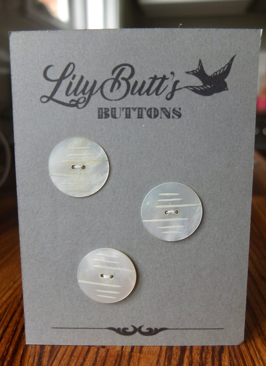 3 Vintage Mother of Pearl Carved Buttons 29mm