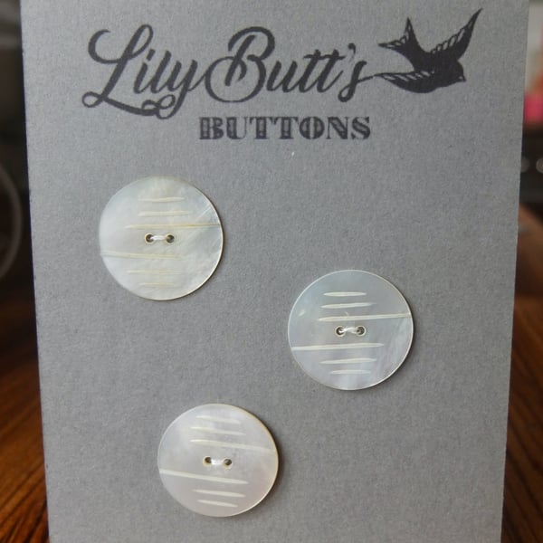 3 Vintage Mother of Pearl Carved Buttons 29mm