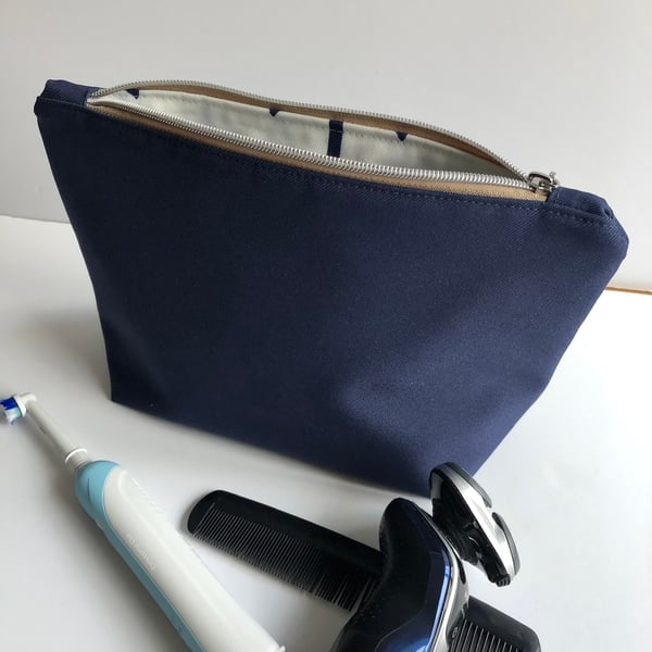 Navy Blue Showerproof Toiletry Bag