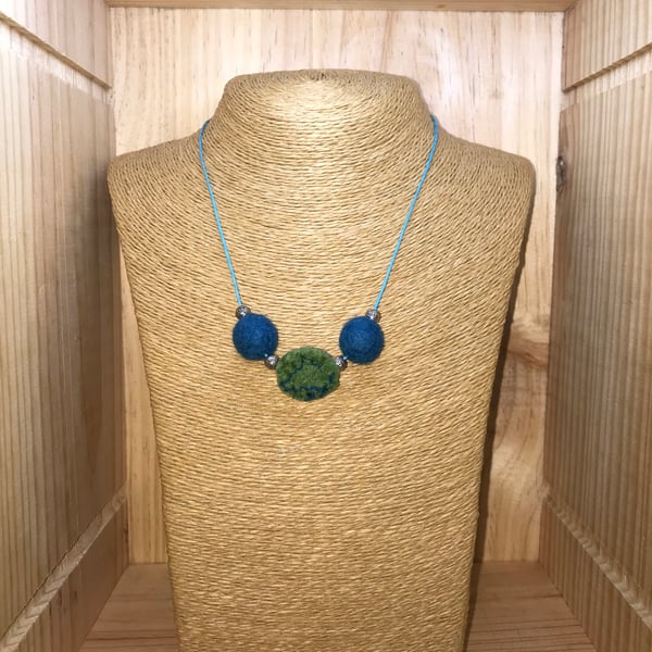 Felt Necklace. (612)