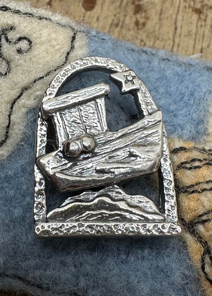 Little Boat Brooch 