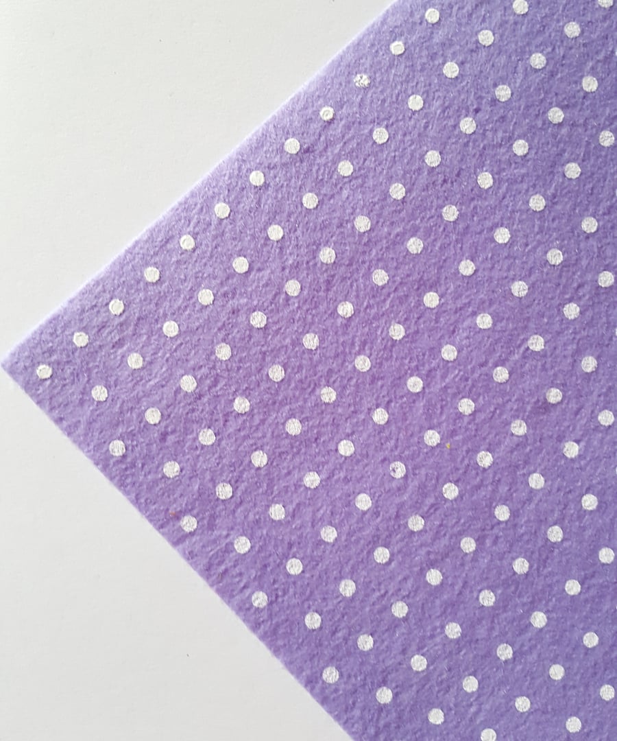 1 x Printed Felt Square - 12" x 12" - Polka Dot - Lilac 