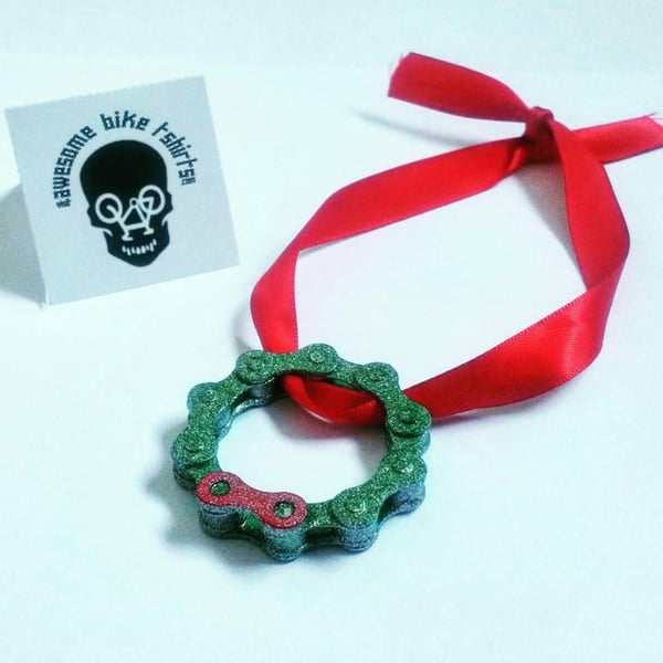 Christmas Wreath made from Bicycle Chain Great for Bike Riders and Cyclists, Fun