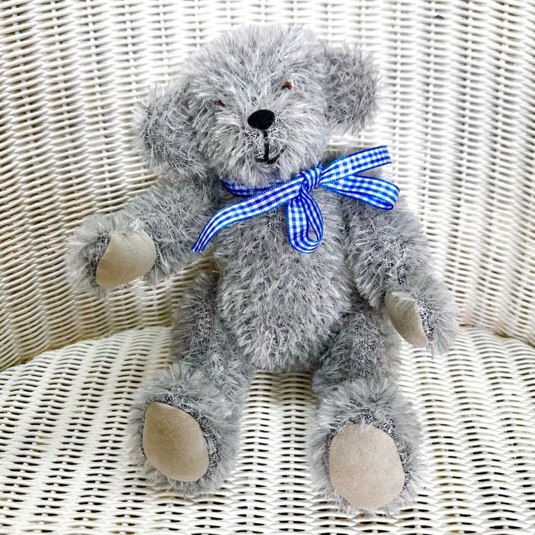 Giles: Mohair Artist Bear 25cm (10")