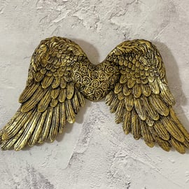 Rose Heart & Wings Wall Decor