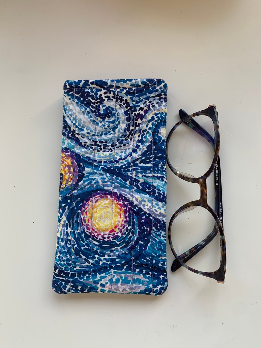 Van Gogh Starry Night Inspired Print Quilted Fabric Glasses Case