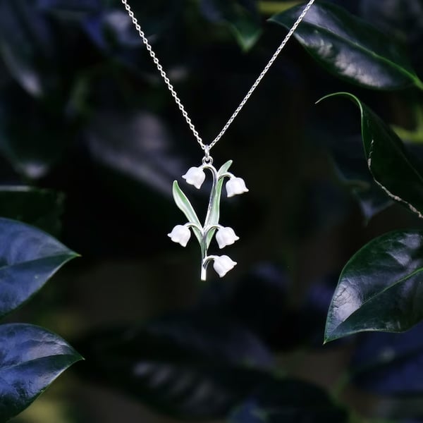 Lily of The Valley White Flower Pendant Necklace