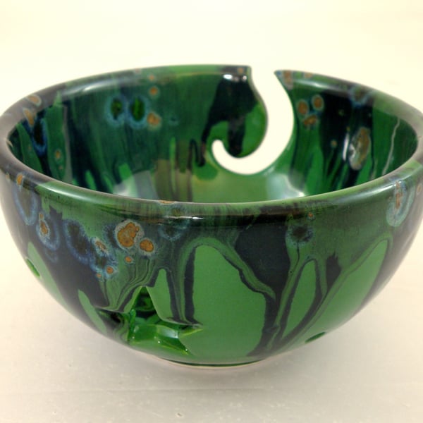 Crochet Ceramic bowl Lead free Glaze Large Yarn bowl, Knitting yarn bowl 