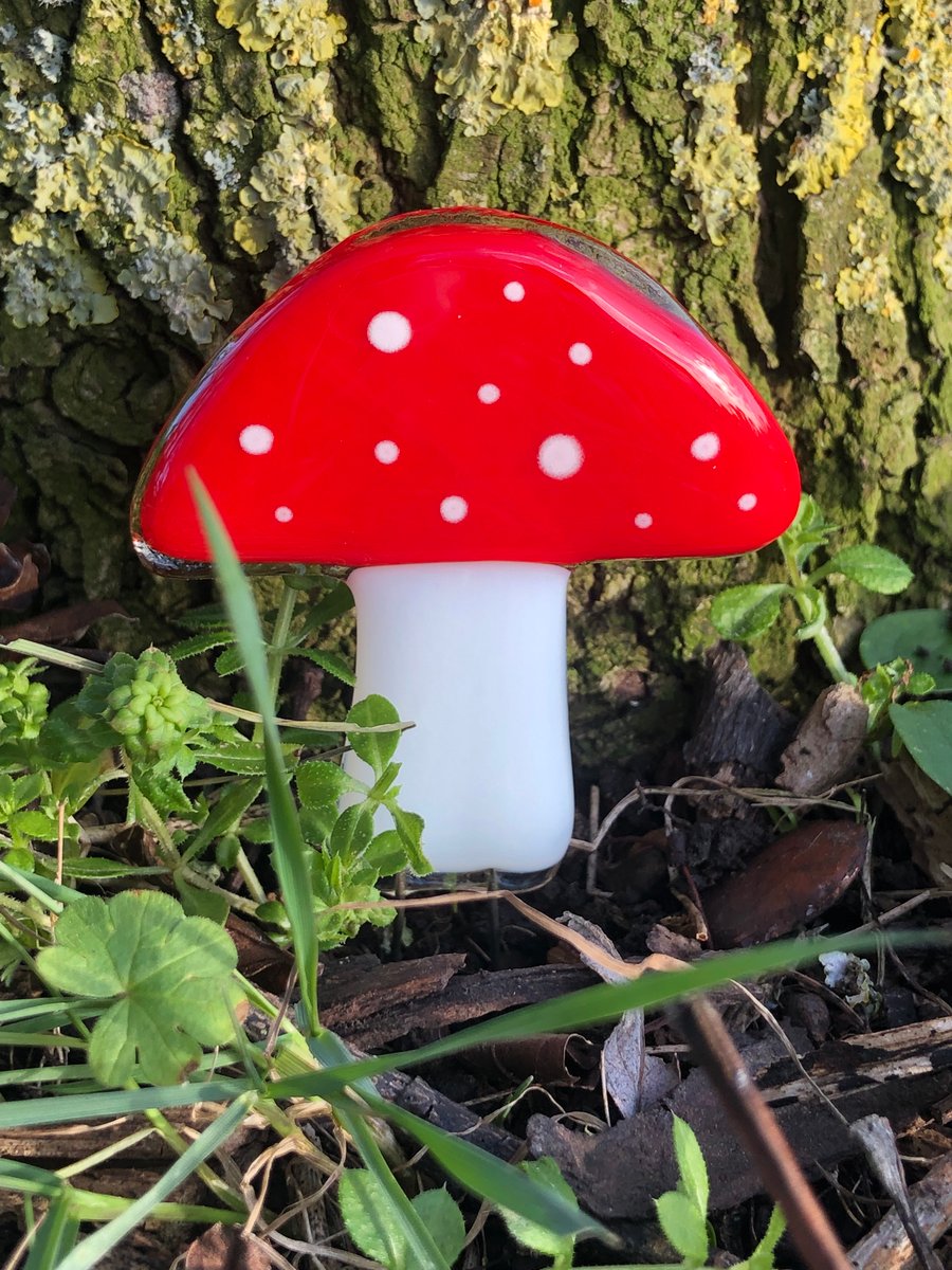 Red Fused glass mushroom garden stake plant pot decoration ornament fairy house 