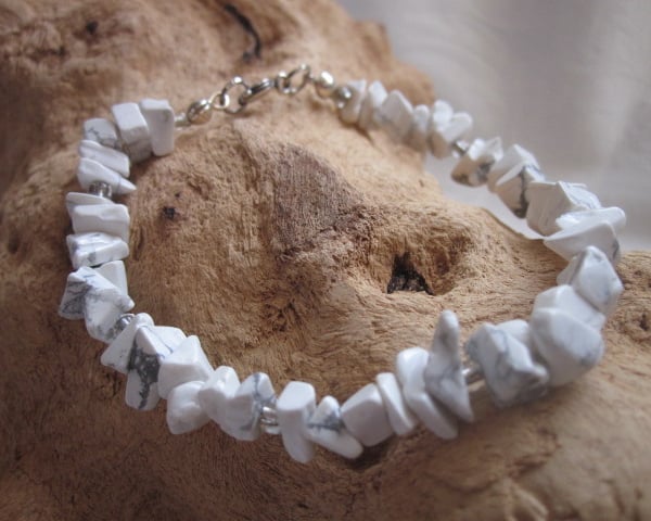 White Howlite Chip Bracelet