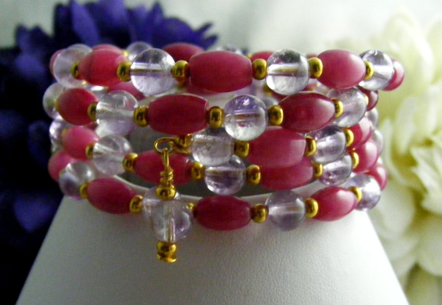 Jade and Lavender Amethyst Gemstone Memory Wire Bracelet.