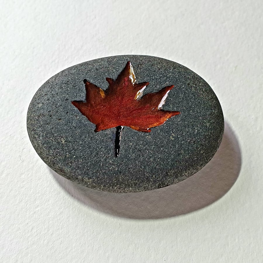 Love Token Stone, Symbol Of Love Stone, Maple Leaf Design, Hand Carved Stone