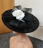 Elegant black fascinator hat perfect for special occasions wedding ascot races p
