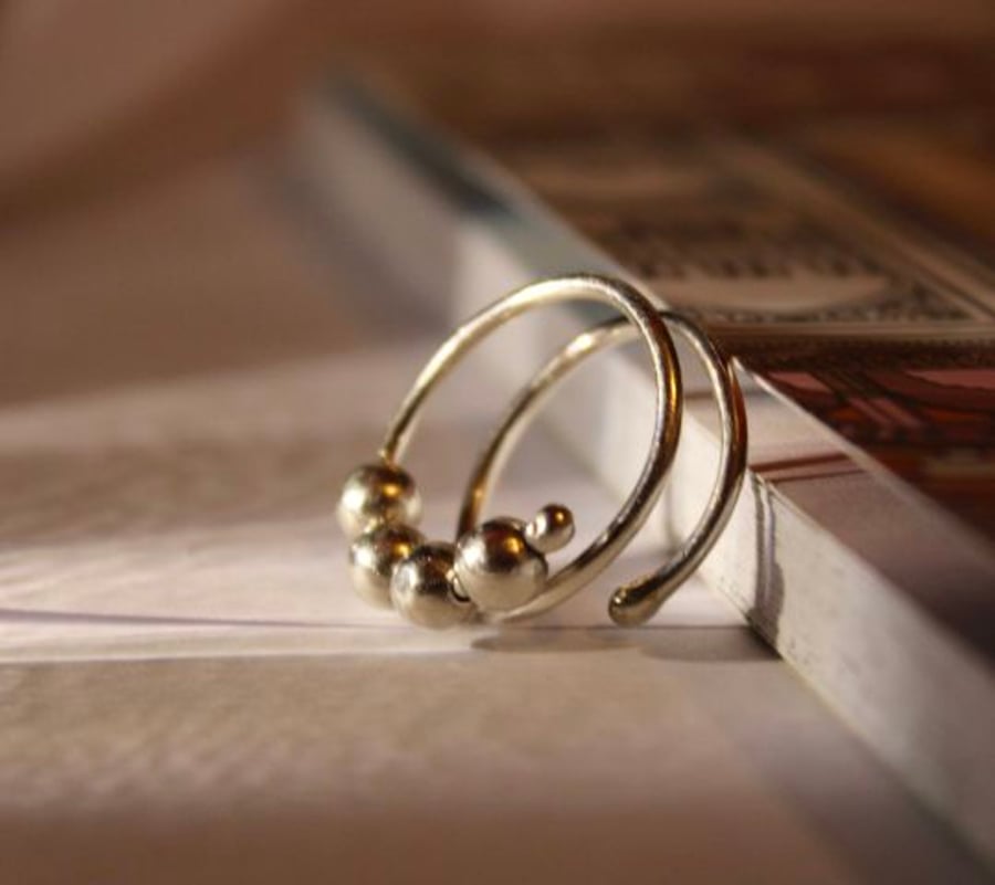 Beaded adjustable ring