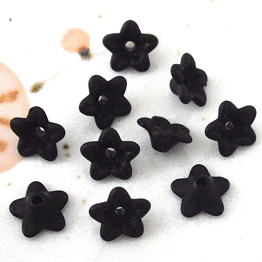 25 x 10mm Black Lucite Flower Beads